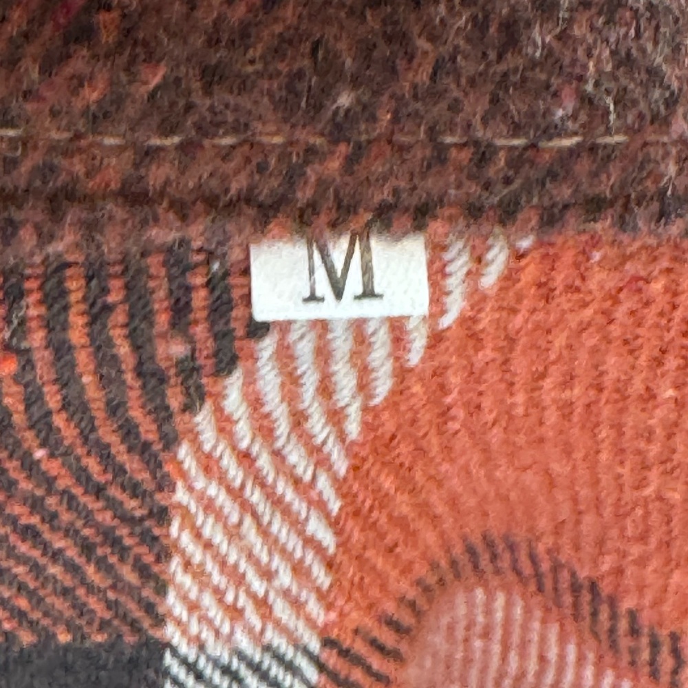 Shacket - Picture 5 of 5